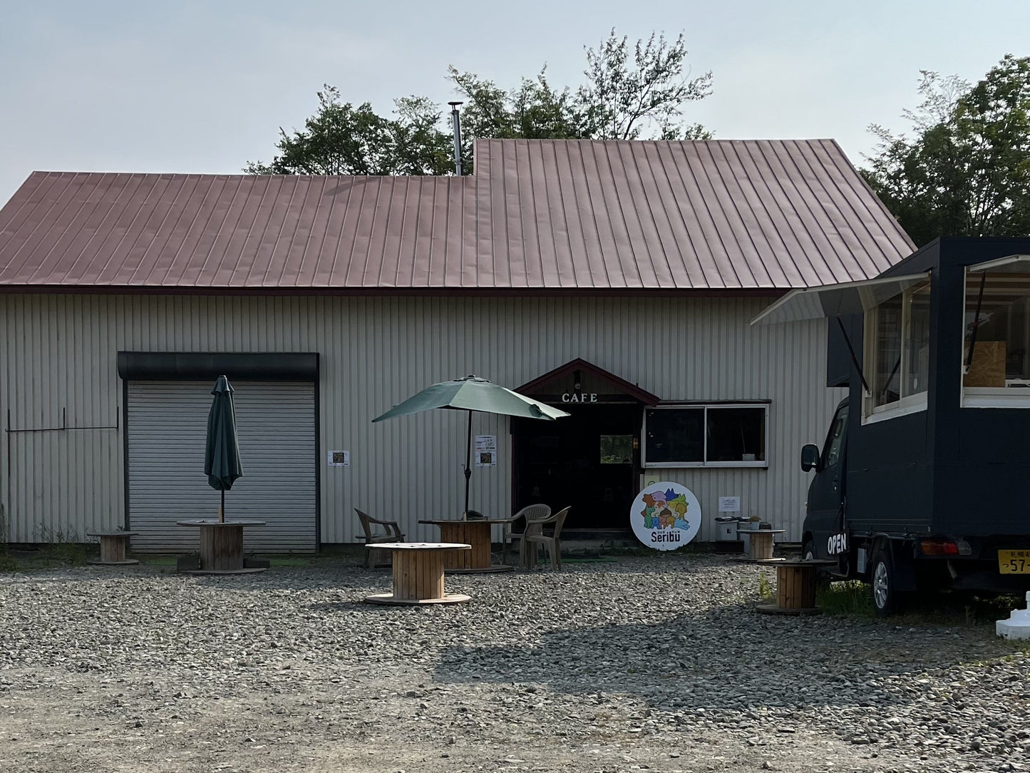北海道のDOGRUN Seribuでアウトドアポップアップを開催